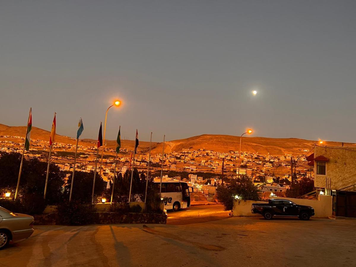 Oscar Hotel Petra Wadi Musa Eksteriør bilde