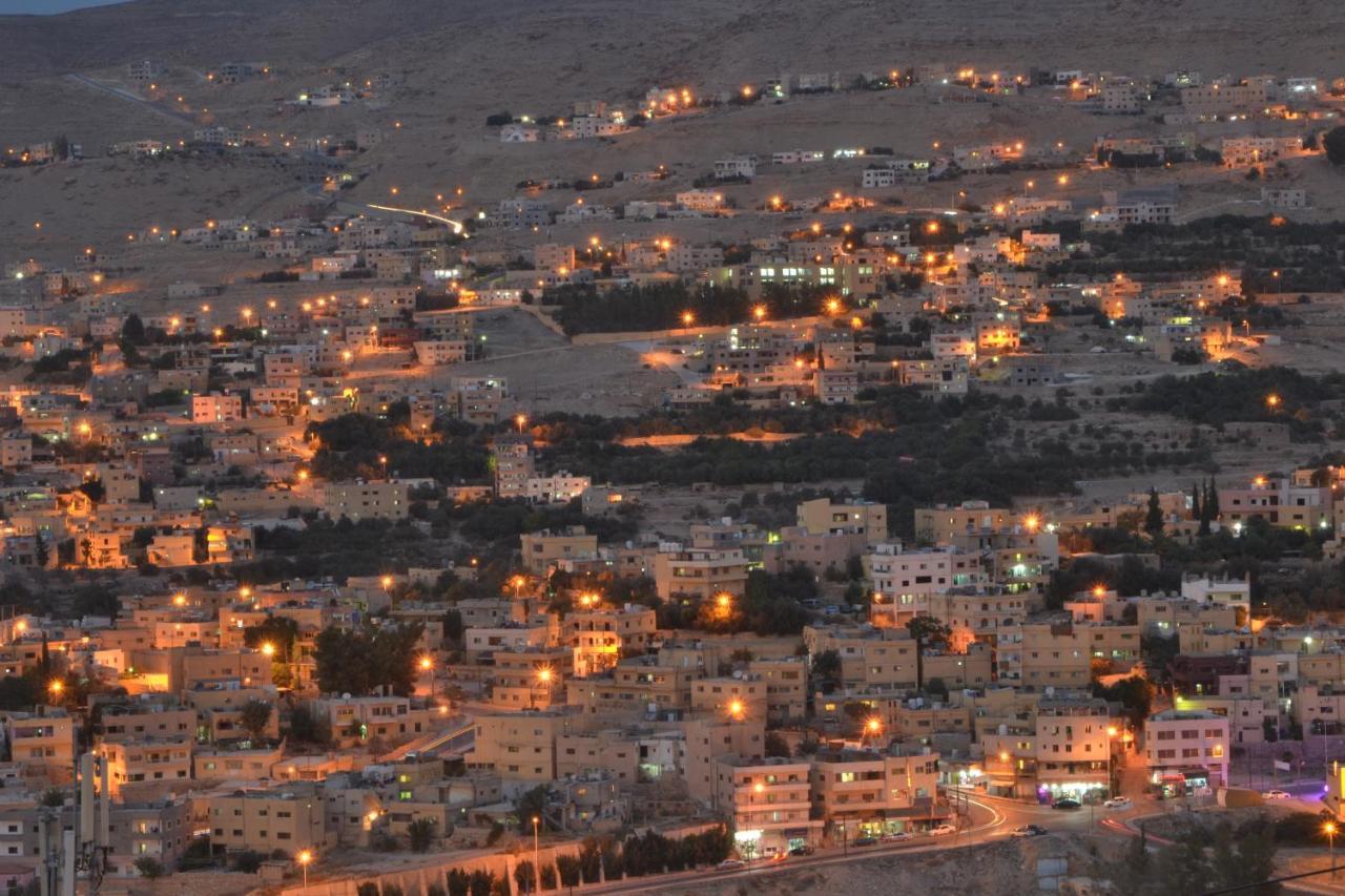 Oscar Hotel Petra Wadi Musa Eksteriør bilde
